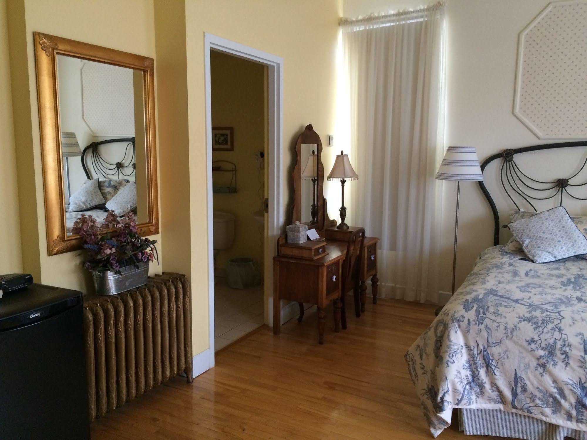 Auberge Μοντεμπέλο Εξωτερικό φωτογραφία